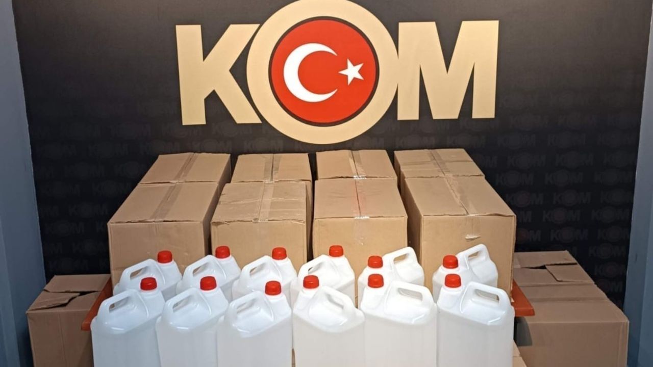 Manisa'da Ekim Operasyonlarında Binlerce Kaçak Ürün Ele Geçirildi