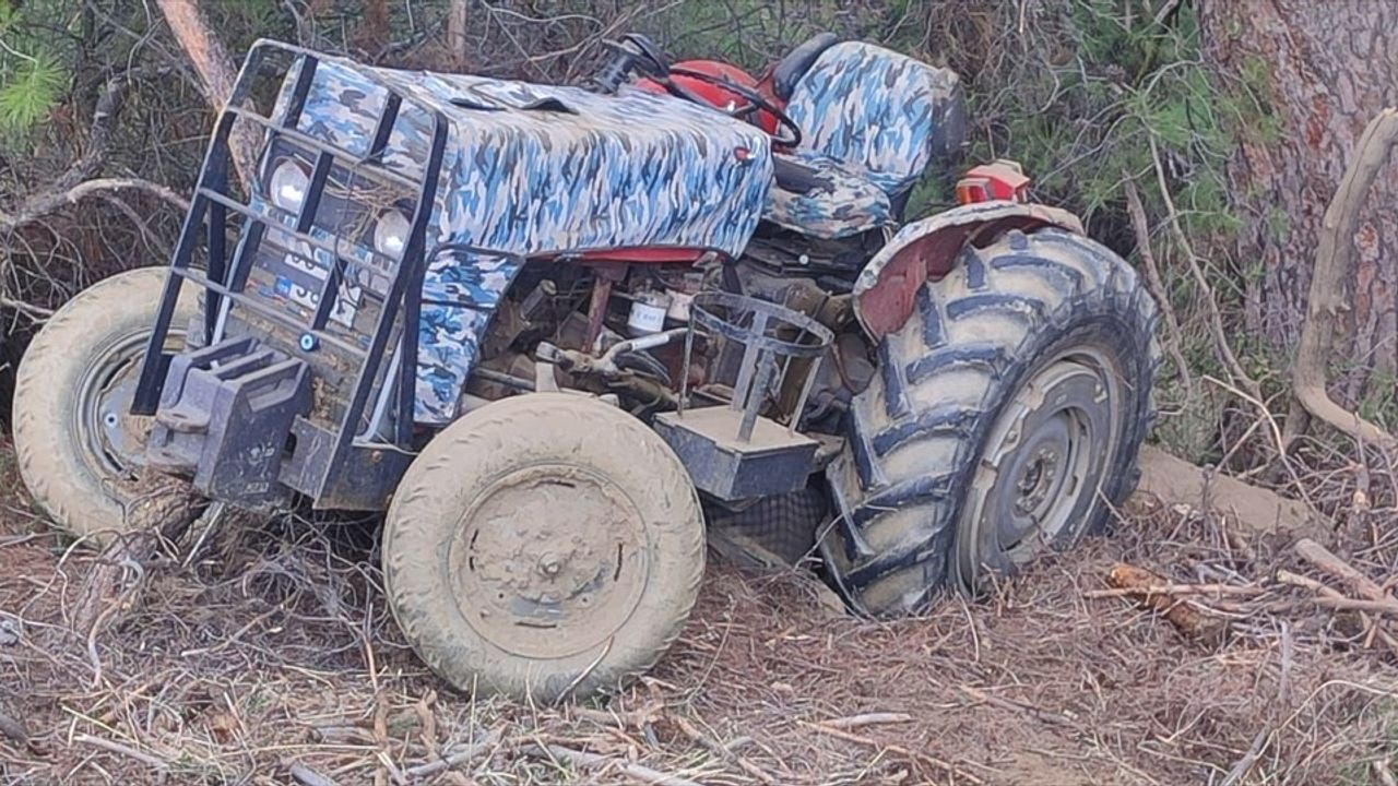 Manisa'da Traktör Devrildi: Sürücü Mustafa Akdağ (56) Öldü