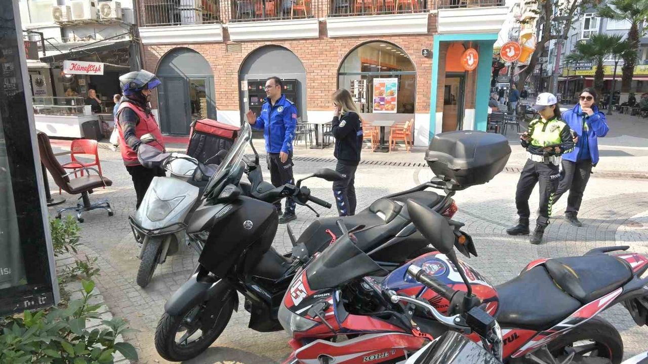 Manisa'da Zabıta ve Emniyetten Şehzadeler'de Sevgi Yolu Denetimi