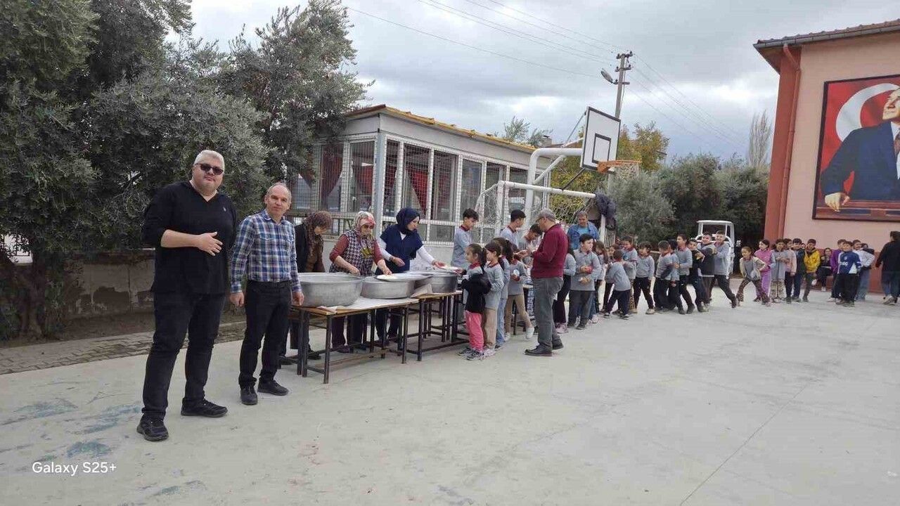 Manisa Sarıgöl'de Şehit Esin Akay İlkokulu'nda Anma Töreni