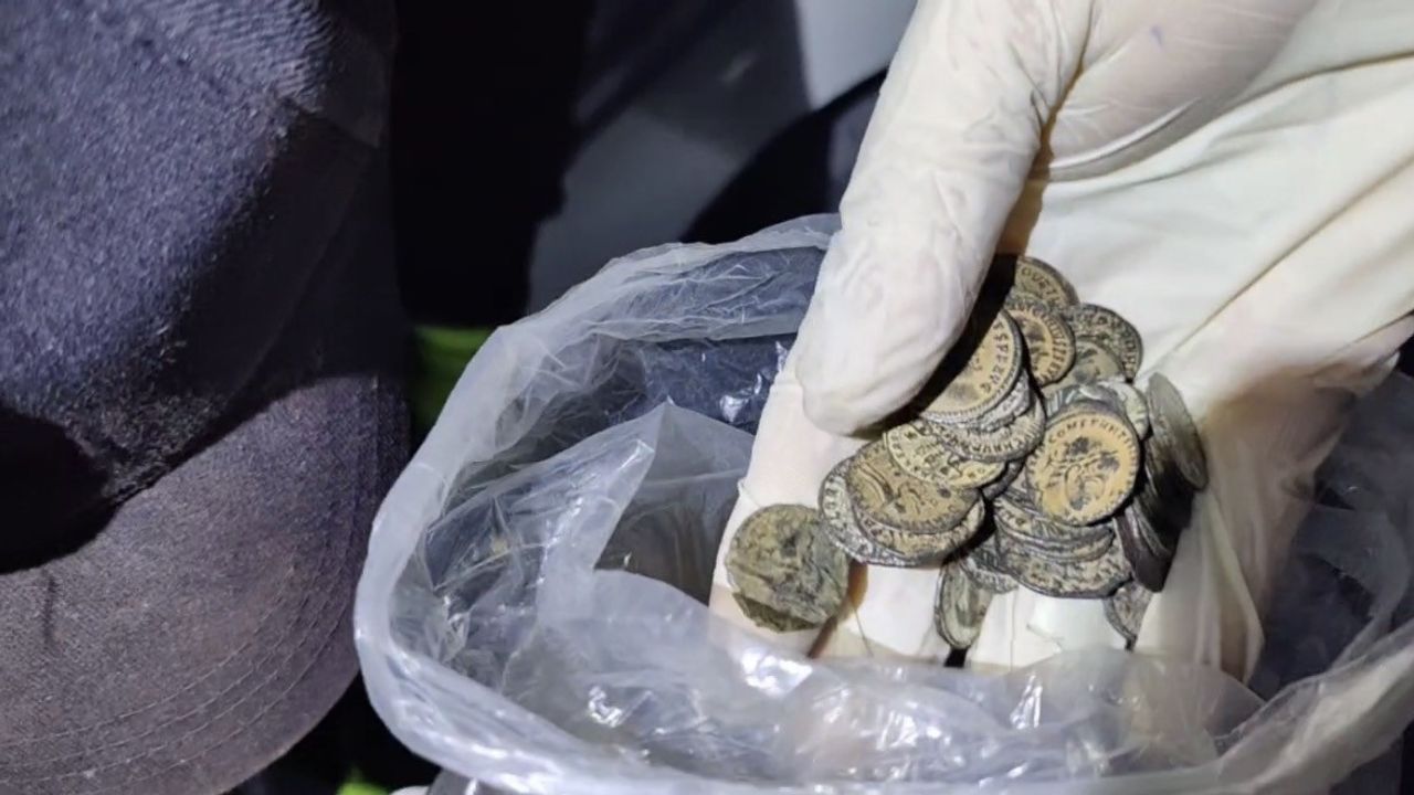 Mardin'de 'Anadolu Mirası' Operasyonunda 4 bin 897 Sikke Ele Geçirildi