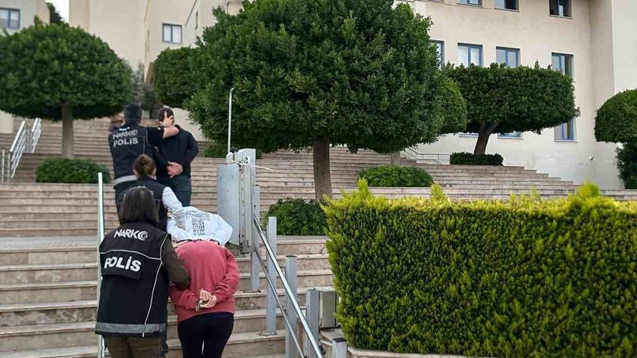 Marmaris'te Narkotik Operasyonunda 3 Kişi Tutuklandı