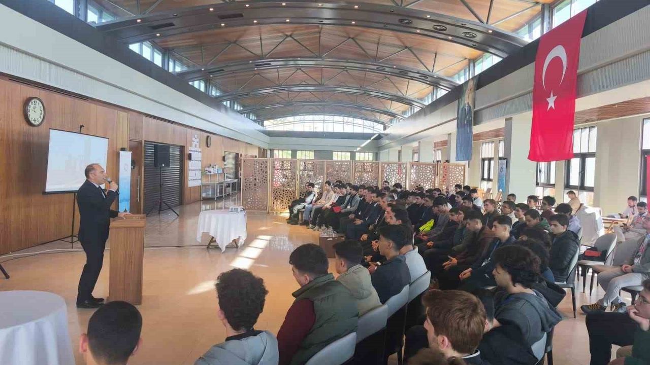 Maziden Atiye Ahlat: Öğrenciler Tarih Yolculuğuna Çıkıyor