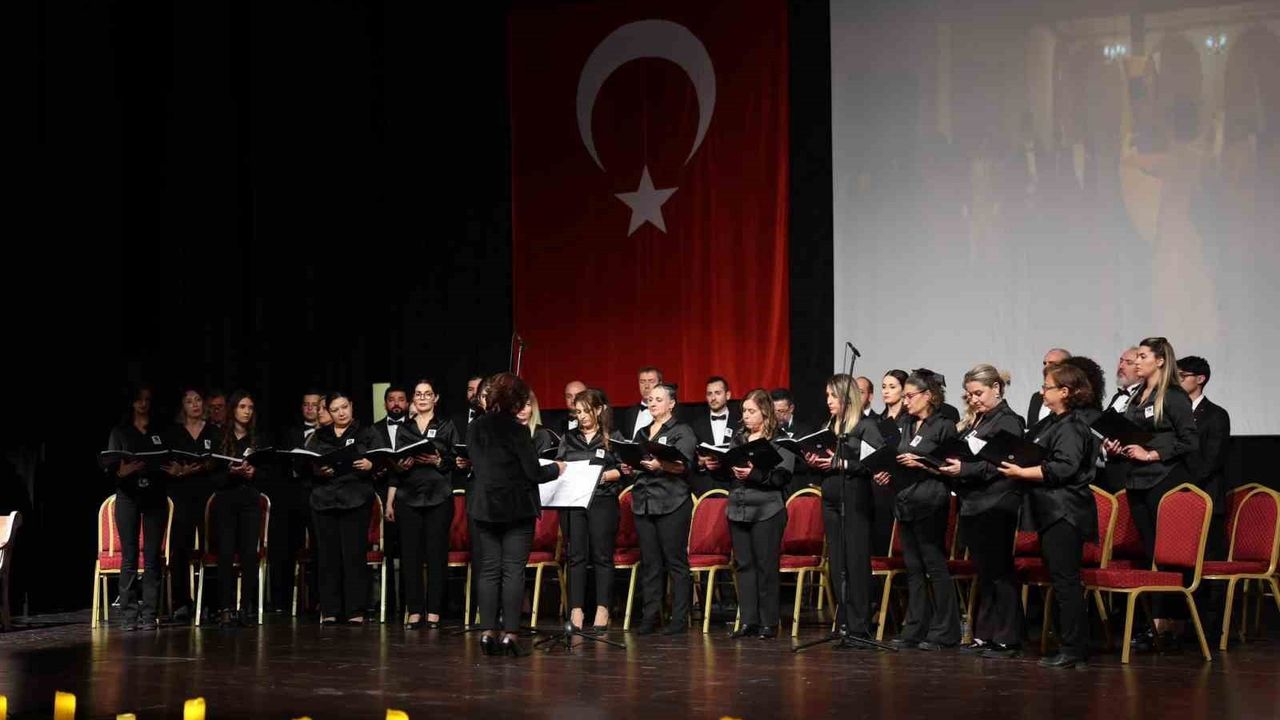 Merkezefendi Belediyesi'nden Atatürk Anma Konseri: 'Bir Ulusa Adanmış Ömrün Ezgileri'