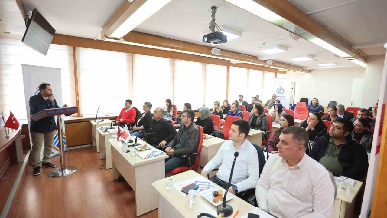 Merkezefendi'de Personel Mevzuatı Eğitimi — Akdeniz Belediyeler Birliği