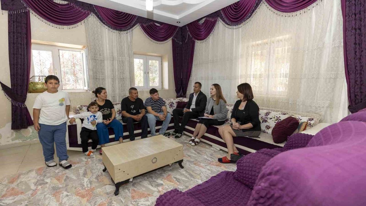 Mersin'de Evde Eğitim Takibi Başladı