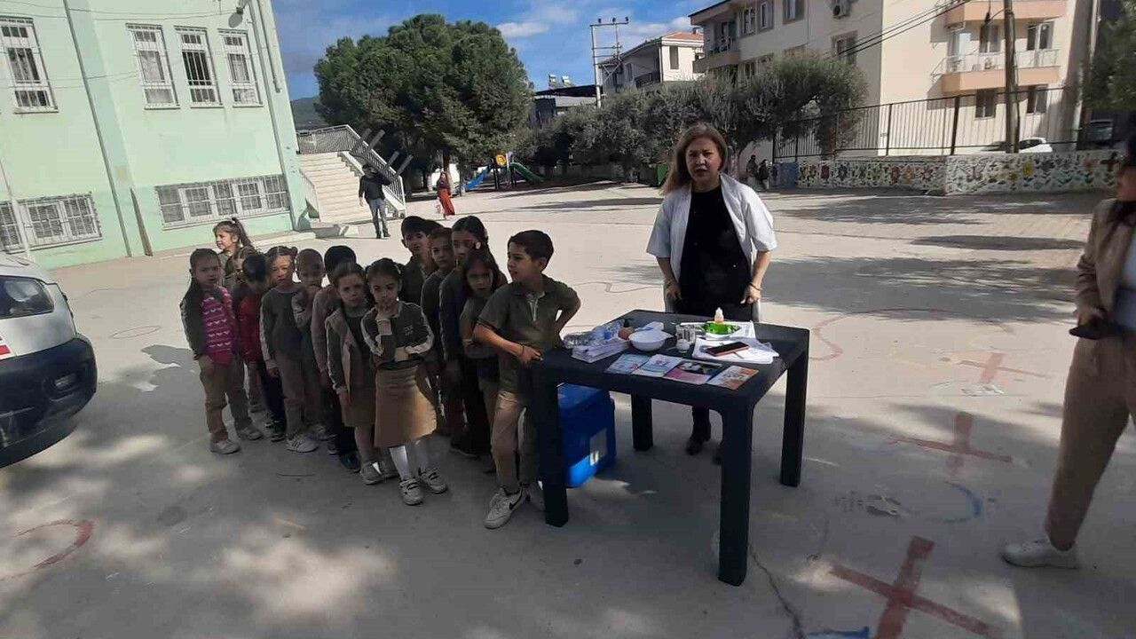 Milas 23 Nisan İlkokulu'nda 'Sağlıklı Çocuk, Sağlıklı Gelecek' Eğitimi