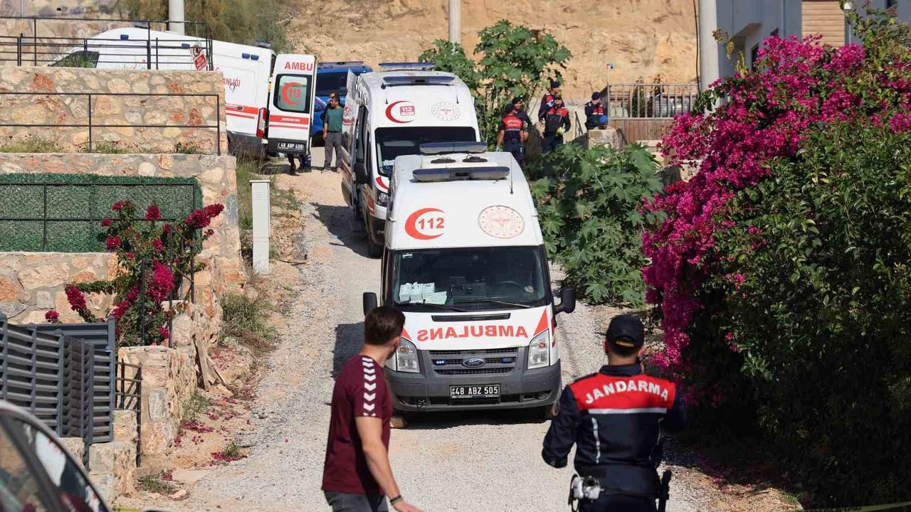 Muğla Ula Gökova'da Yangın: Arkadaşının Evini Ateşe Veren Şüpheli Etkisiz Hale Getirildi