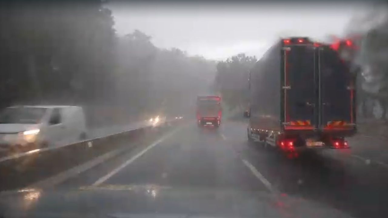 Muğla ve Ula'da Sağanak ve Dolu: Sakar Geçidi'nde Zor Anlar