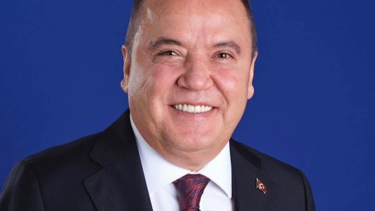 Muhittin Böcek Hastanede Tetkik Edildi, Yeniden Cezaevine Sevk Edildi