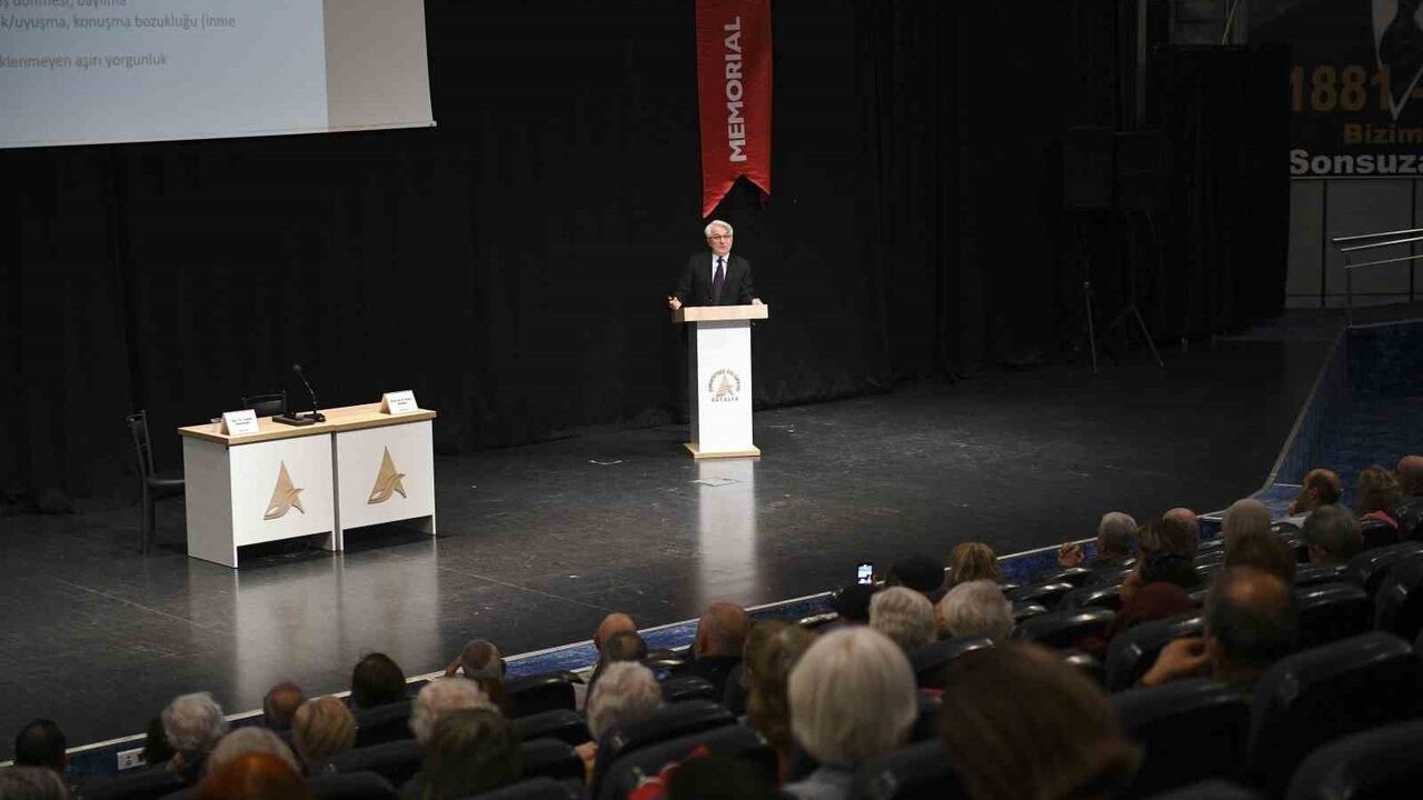 Muratpaşa'da Kalp ve Damar Hastalıkları Semineri — Memorial Hastanesi İş Birliği
