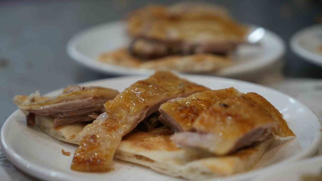 Muş'ta 15 Yıldır Tandırda Büryan: Metin Göçmen'in Geleneksel Lezzeti