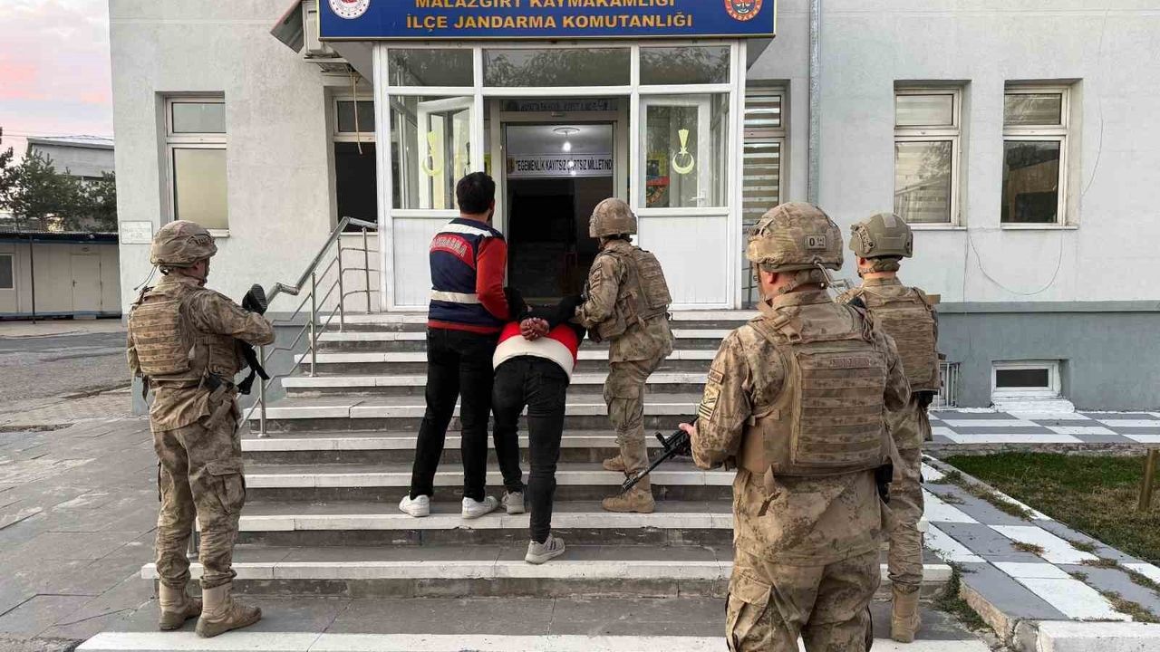 Muş’ta Kardeşini Öldüren Şüpheli Van Beşyol’da Yakalandı