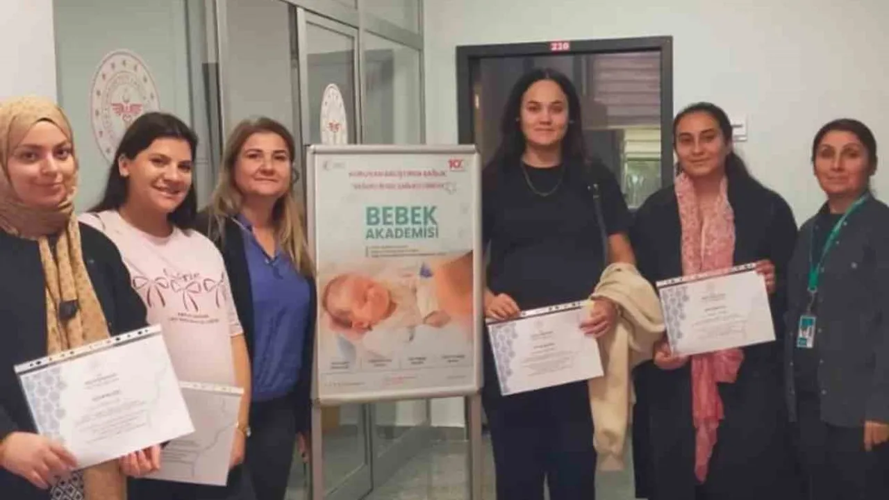 Nazilli'de Gebe Okulu ve Bebek Akademisi Anne Adaylarını Hazırlıyor