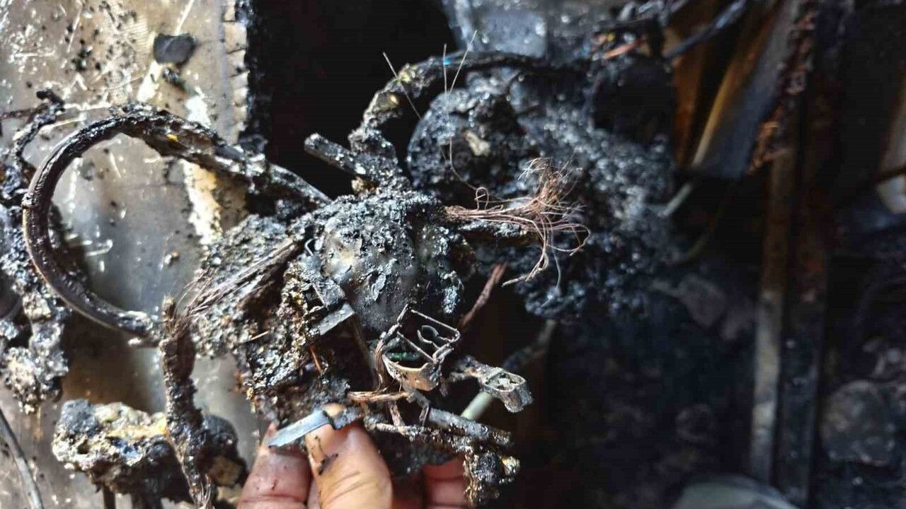 Nazilli'de Yangın Bilgisayar Kasasından Çıktı: 1 Kişi Hayatını Kaybetti