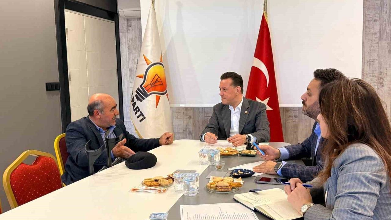 Nebi Hatipoğlu Eskişehir'de Vatandaşlarla Buluştu