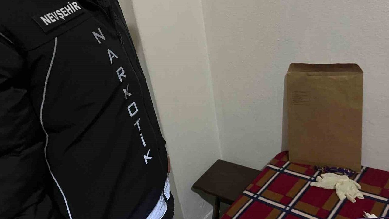 Nevşehir'de Helikopter Destekli Uyuşturucu Operasyonu: 25 Kişi Tutuklandı