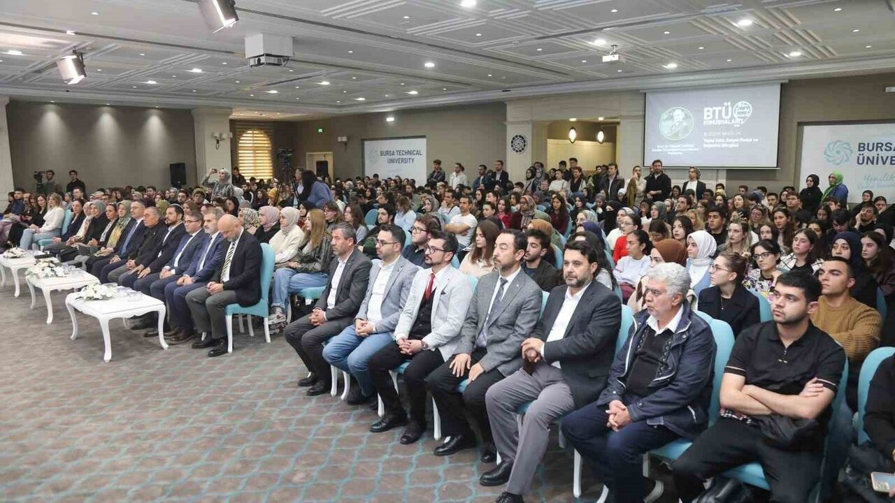 Nevzat Tarhan: Dijital Bağımlılık ve Yapay Zekâ Yeni Neslin Tehdidi