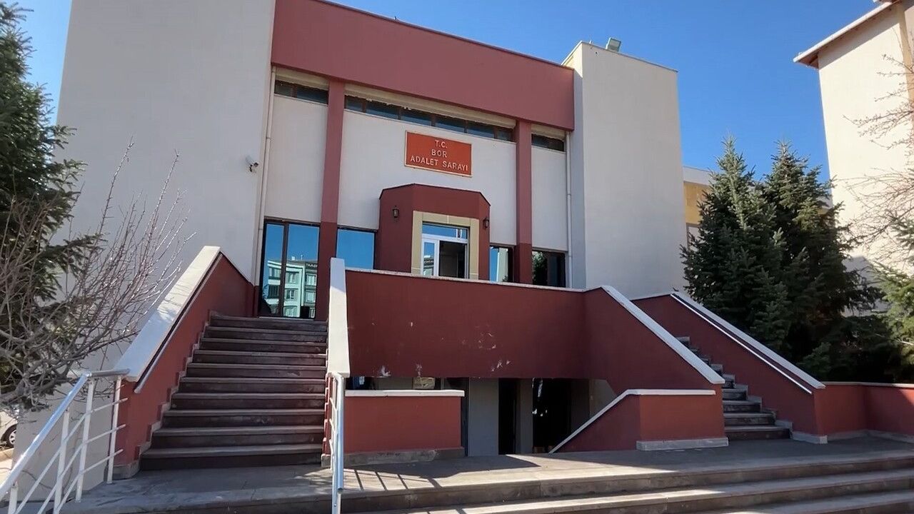 Niğde'de 14 Yaşındaki Çocuğun Ölümüyle İlgili Dava 23 Aralık'a Ertelendi