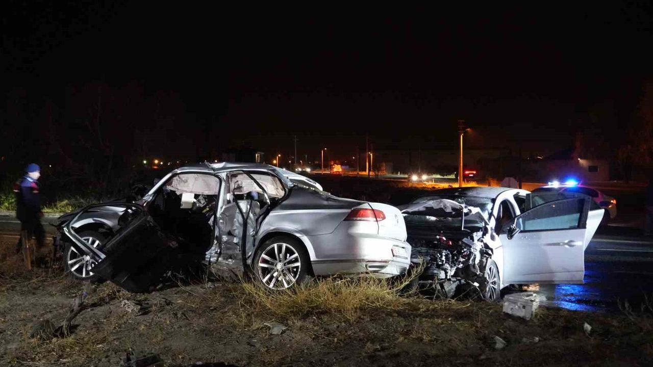 Niğde-Kayseri Karayolu'nda Feci Kaza: 3 Ölü, 6 Yaralı