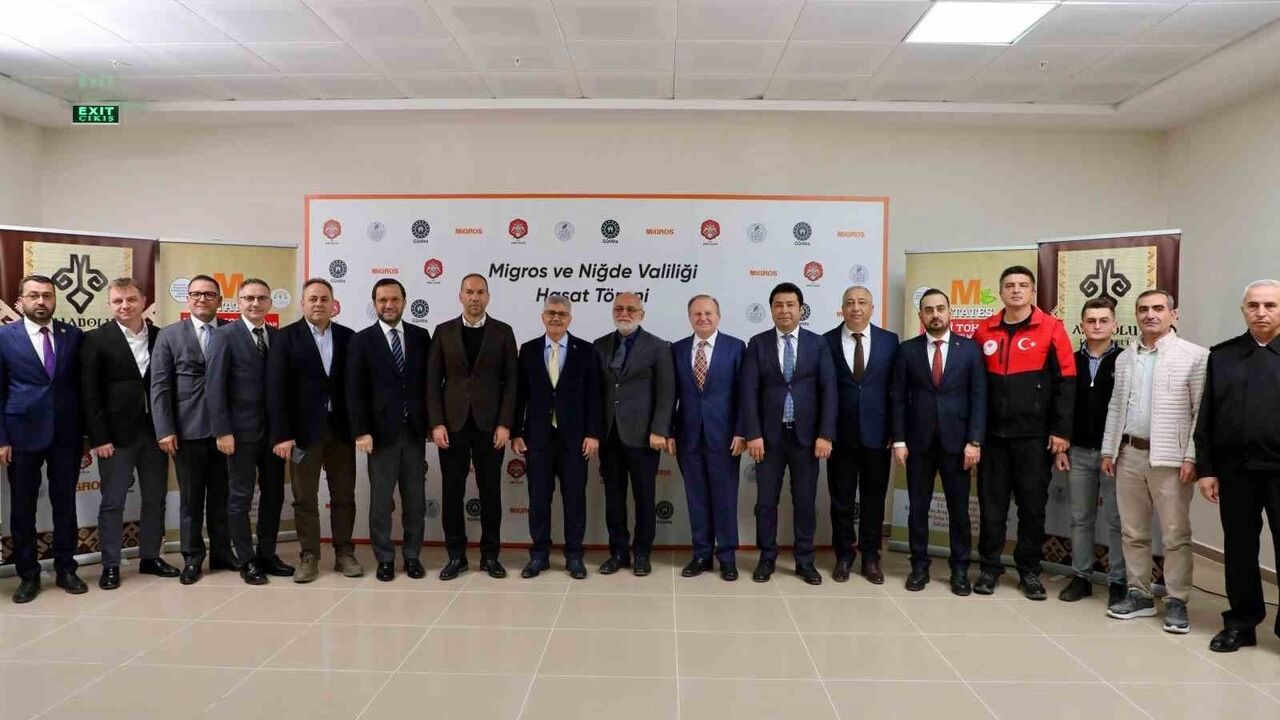 Niğde’nin Yerli Patates ve Barbunyası Migros Raflarında