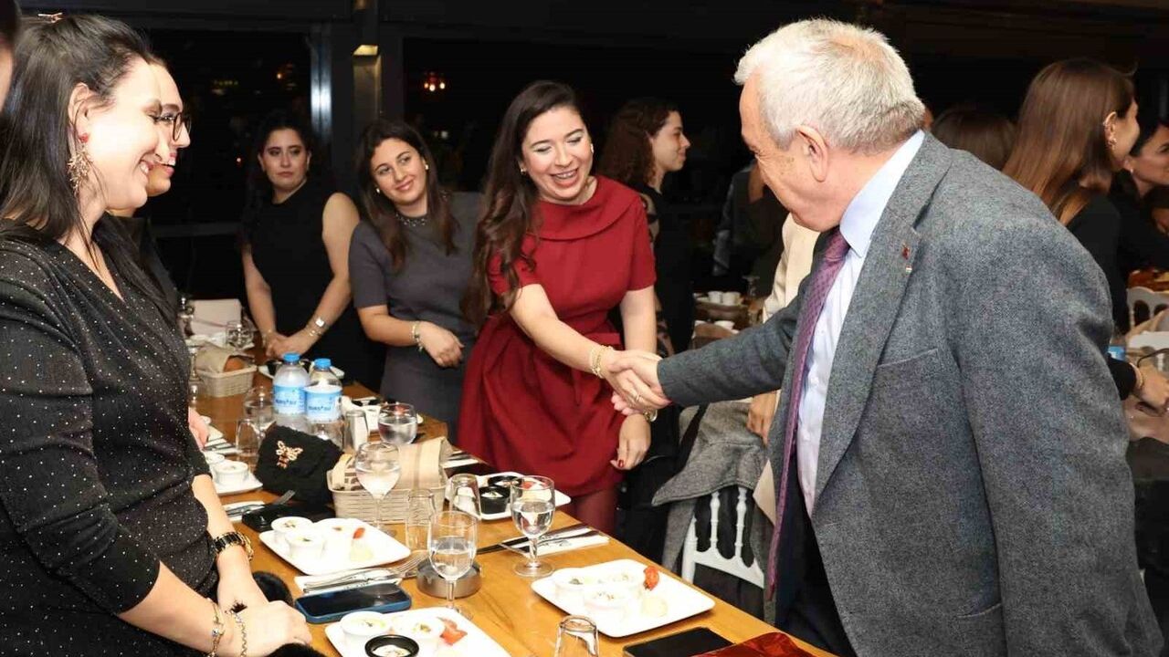 Nilüfer Belediyesi'nden Öğretmenlere Vefa — 24 Kasım