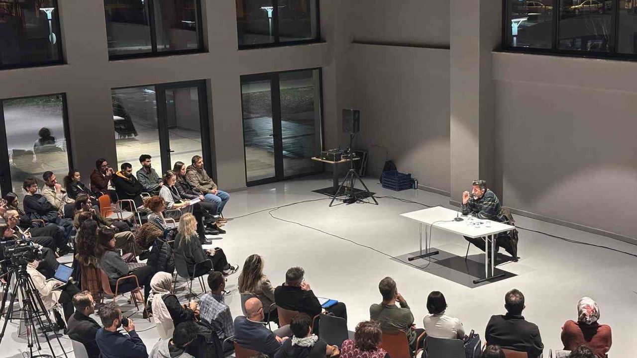 Nilüfer'de 'Nasıl Yapmışlar?'ta Erving Goffman'ın Etkileşim Düzeni Tartışıldı