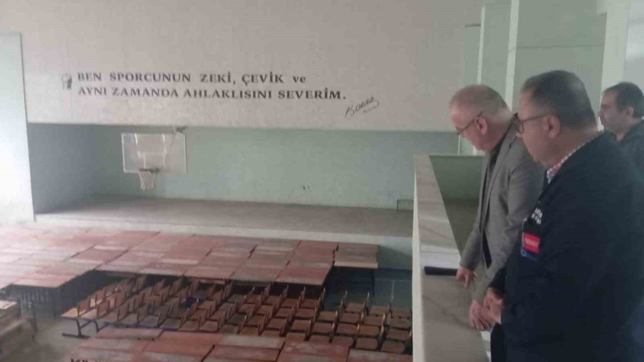 Ödemiş’te Öğretmenler Okulu Ustaya İhtiyaç Duymadan Yeniledi