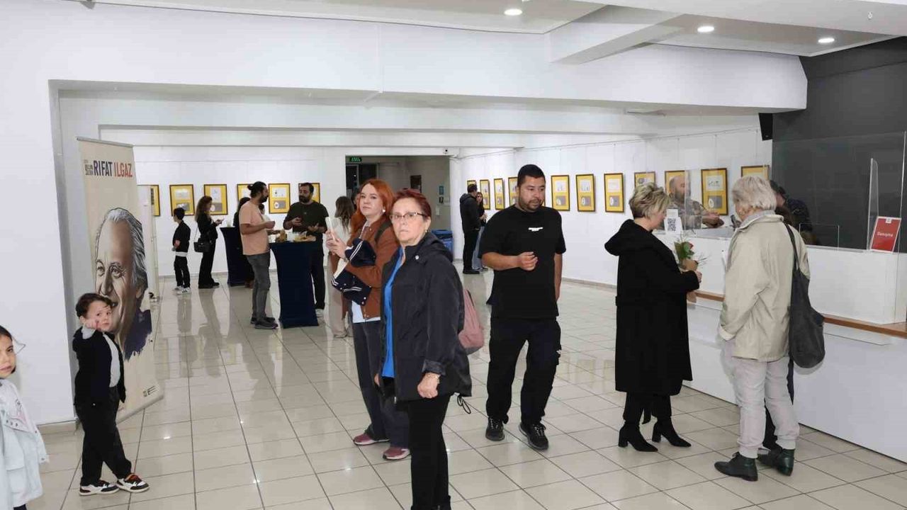 Öksüz Civciv Karikatürleri Konak’ta: Rıfat Ilgaz Atölyesi 51 Eserle Açıldı
