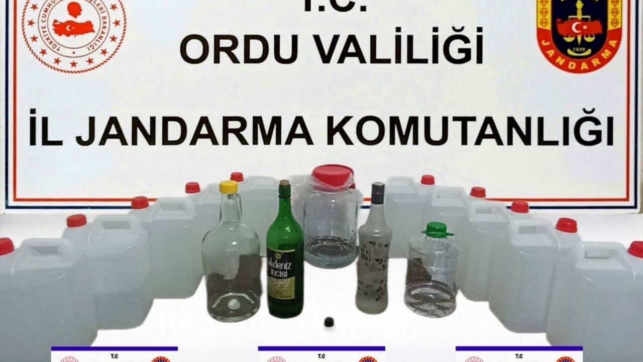 Ordu Jandarma'dan Yılbaşı Öncesi Sahte ve Kaçak Alkol Denetimi
