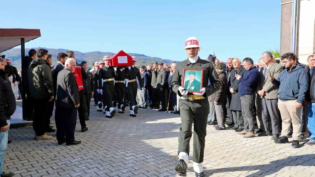 Ordulu Kıbrıs Gazisi Mahmut Akbolat Son Yolculuğuna Uğurlandı