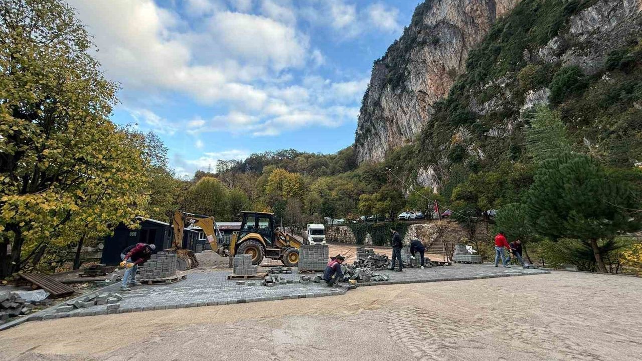 Oylat Mağarası'nda Çevre Düzenlemesi: İnegöl Belediyesi'nin Yeni Adımı