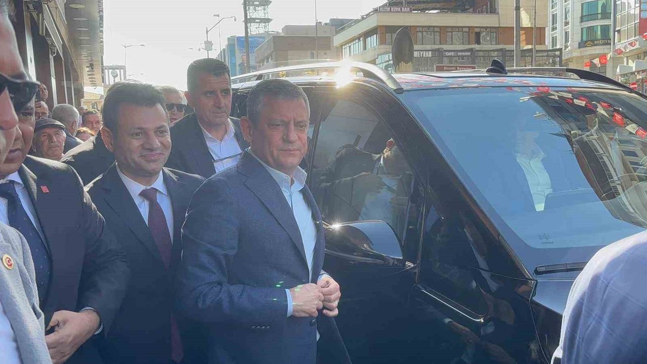 Özgür Özel Gaziantep’te: Vakkas Acar’a 'hayırlı olsun' ziyareti