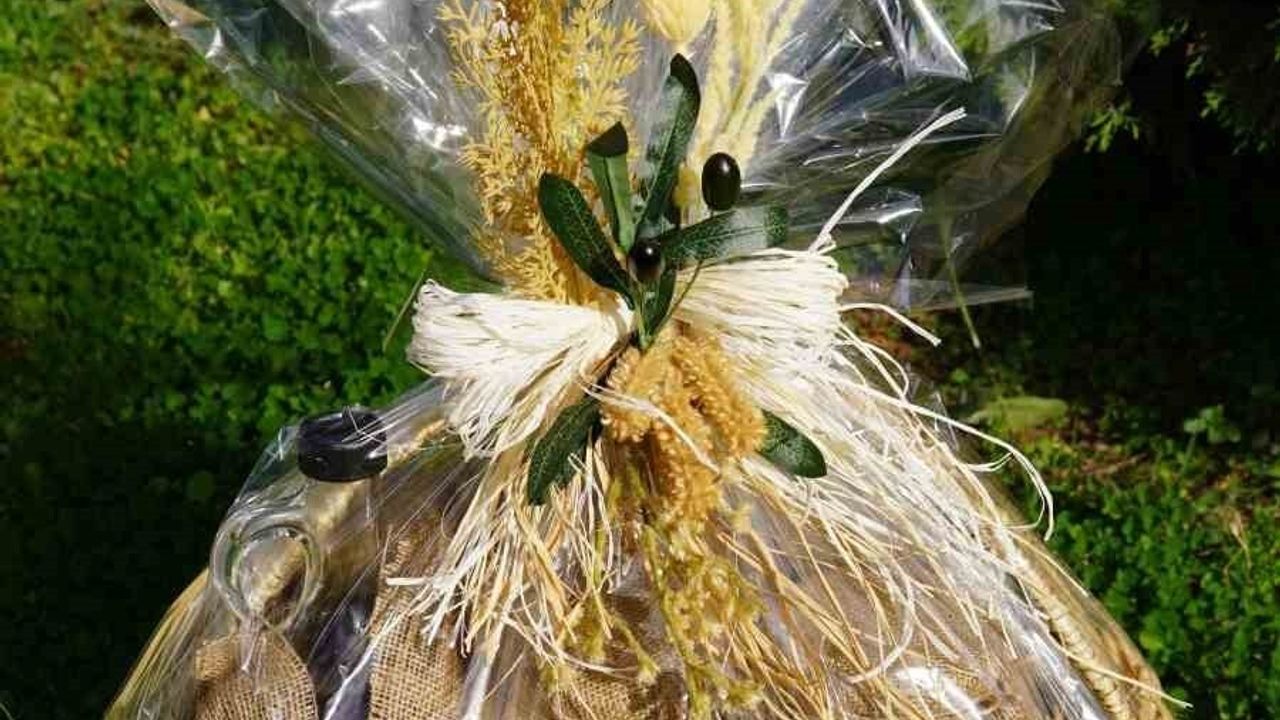 Papa 14. Leo'ya Bursa'dan Coğrafi İşaretli Hediyeler