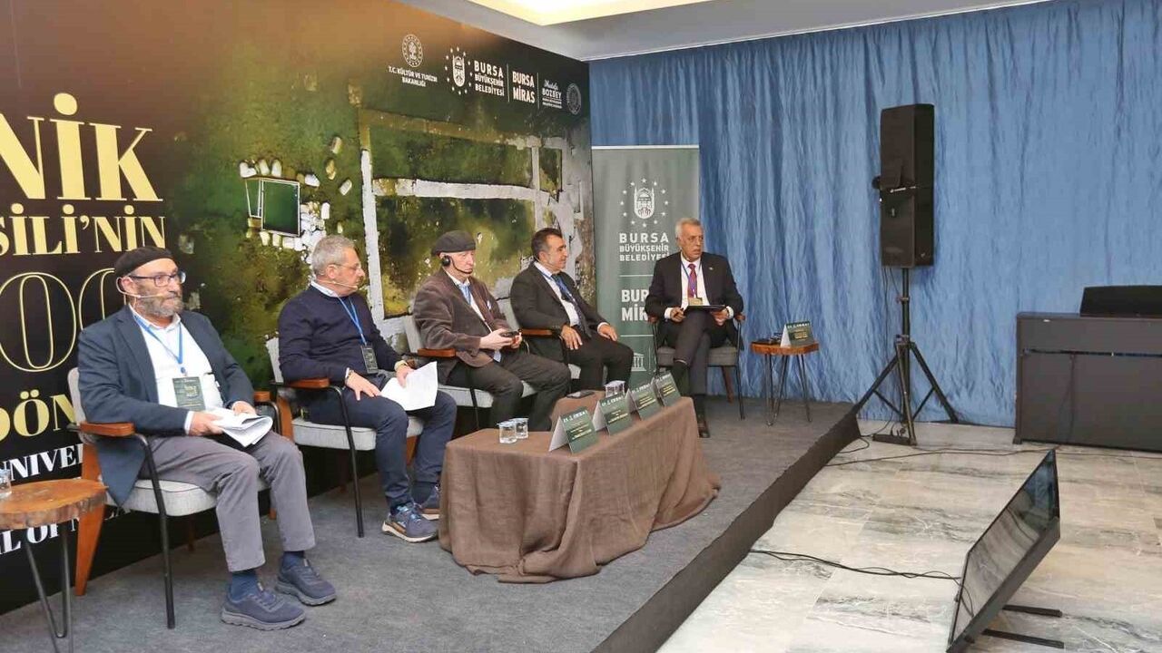 Papa 14. Leo Ziyareti Öncesi İznik'te 1. İznik Konsili'nin 1700. Yıldönümü Paneli