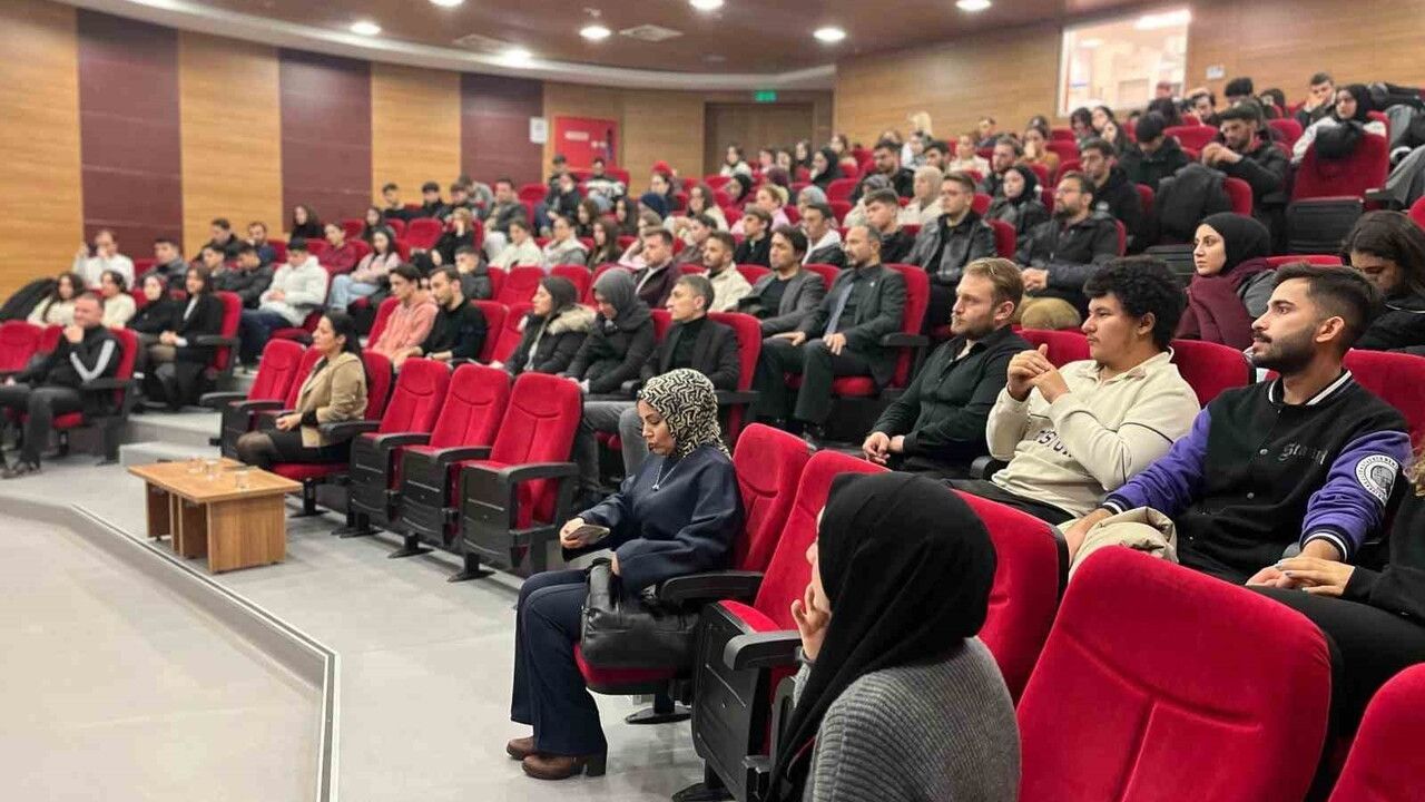 Prof. Dr. Alptekin Sökmen Kastamonu Üniversitesi'nde Anıldı