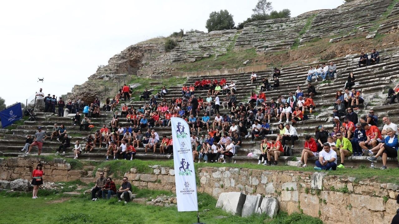 Run Nysa Coşkusu: Sporcular Nysa Antik Kenti'nde Yarıştı