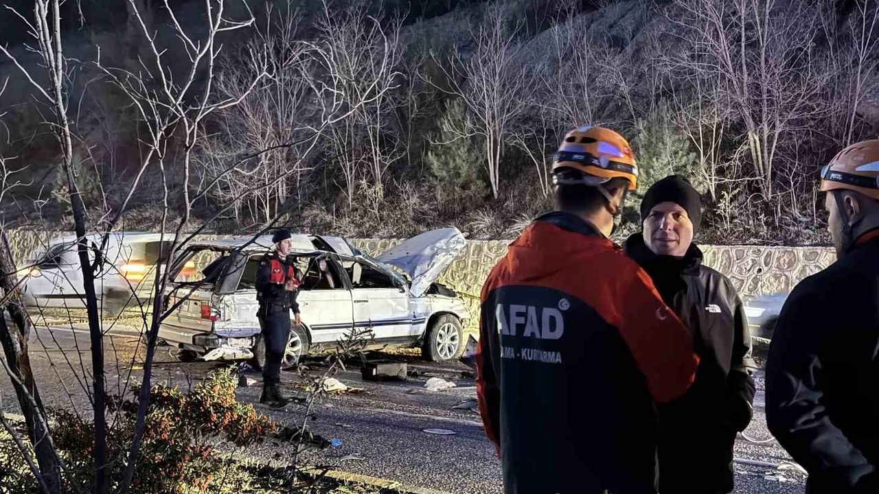 Safranbolu'da mantar dönüşü feci kaza: 2 ölü, 7 yaralı