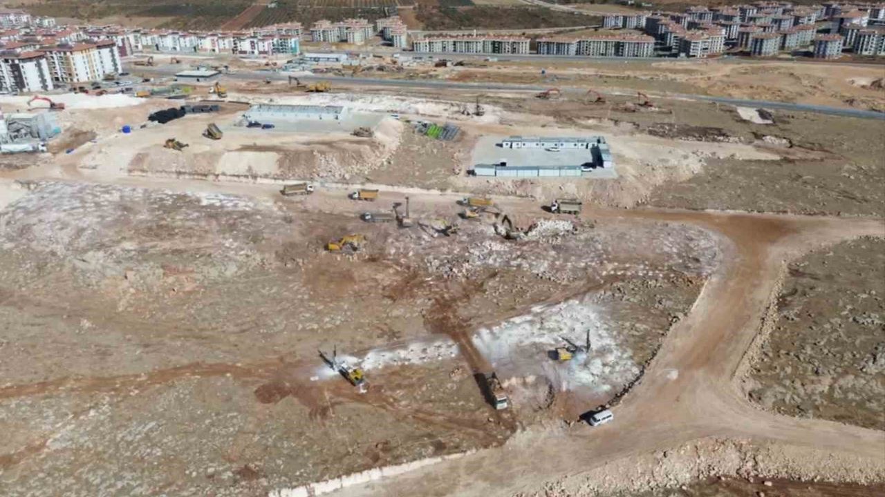 Şahinbey'de 10 Bin Sosyal Konutta İlk Etap Hızla Yükseliyor