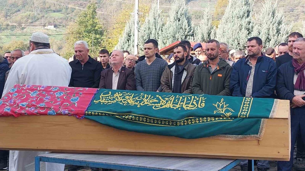 Sakarya'da Patpat Kazası: 2 Yaşındaki Eslem Ayaz Hayatını Kaybetti