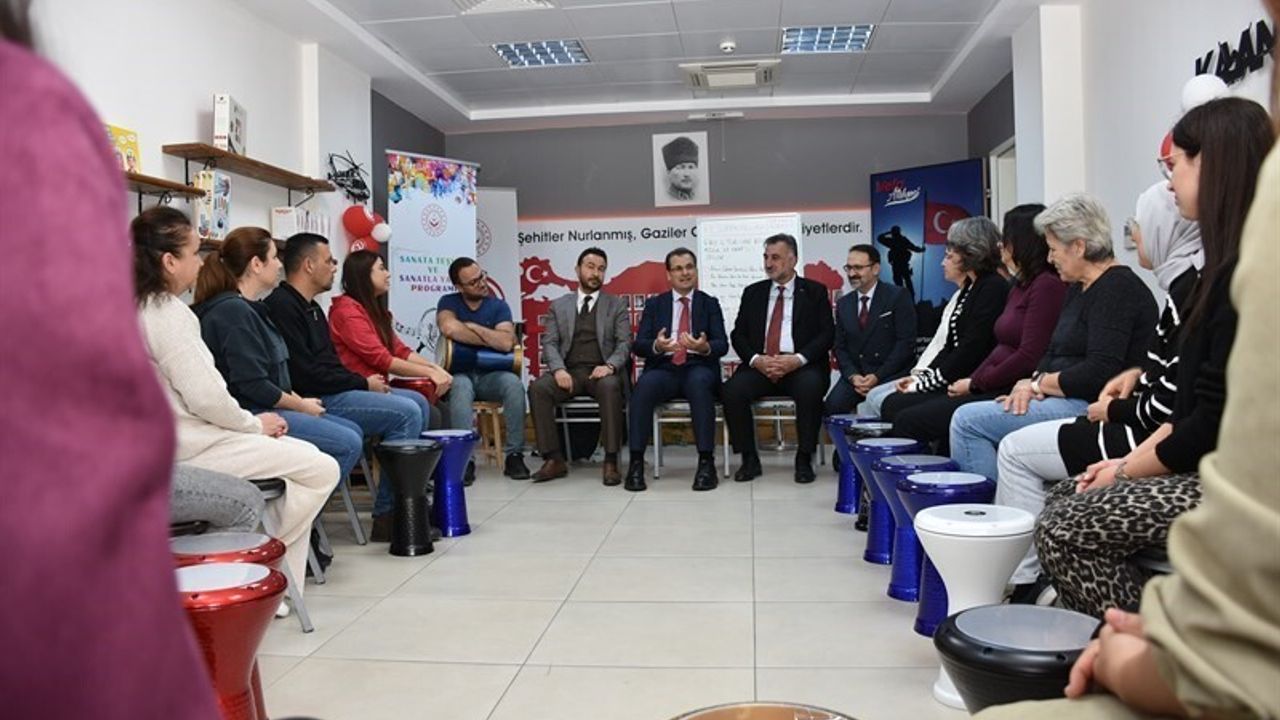 Salihli'de Ritm Atölyesiyle Şehit Aileleri ve Gazilere Destek