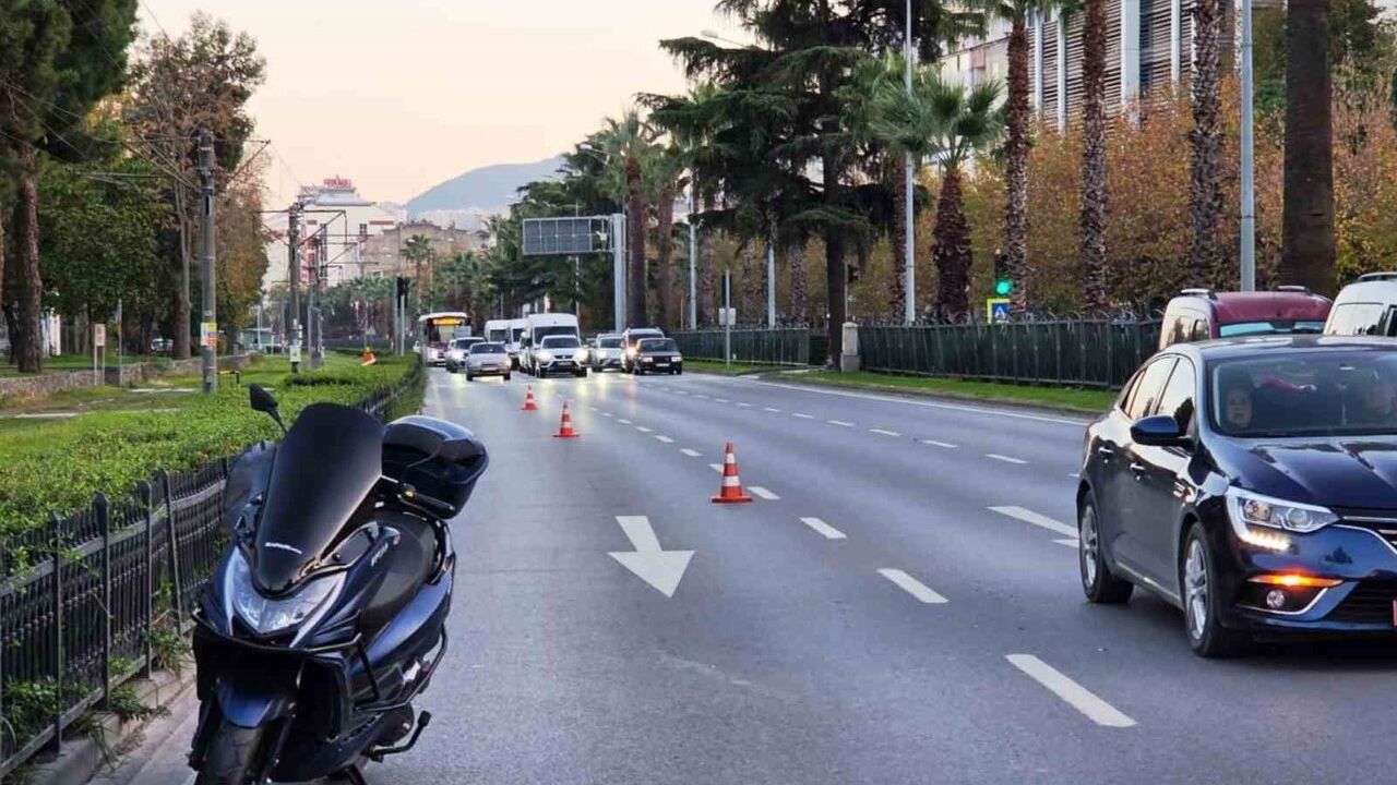 Samsun'da motosiklet otomobile çarptı: 1 yaralı