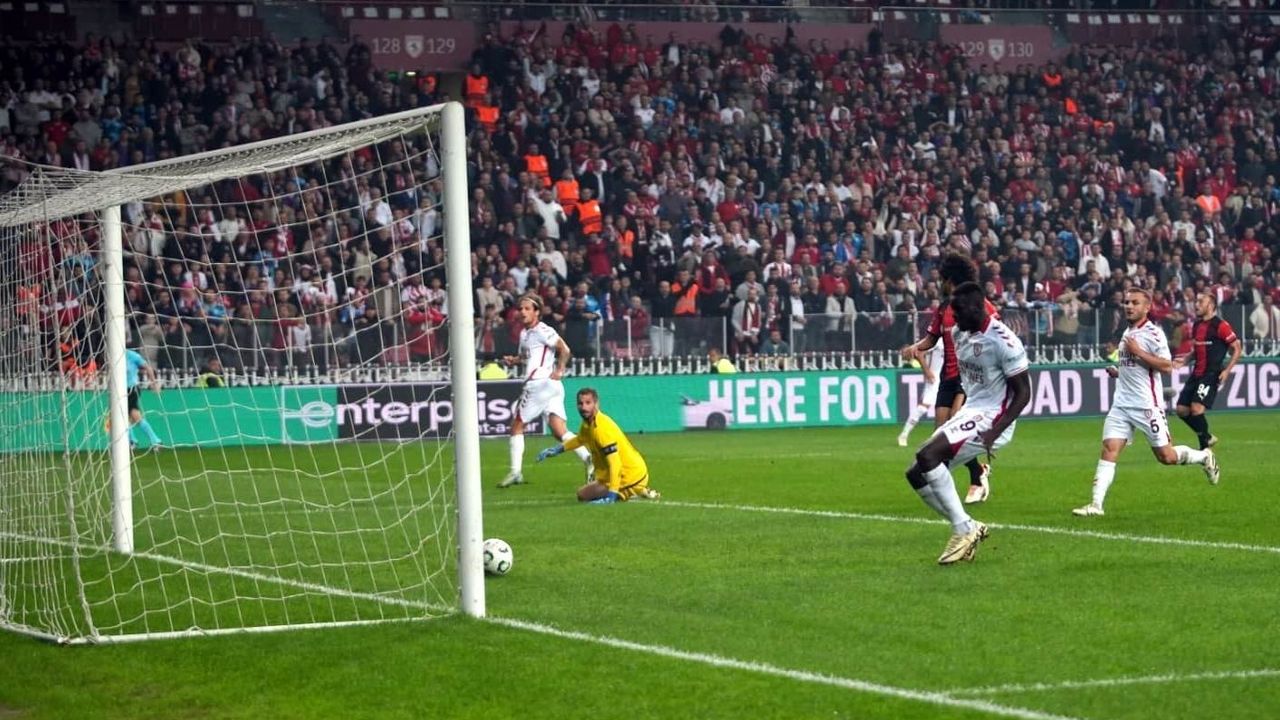 Samsunspor 1-0 Hamrun — UEFA Konferans Ligi (İlk Yarı)