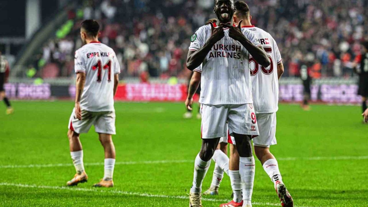 Samsunspor Konferans Ligi'nde Lider: 3'te 3, 7 Gol ve Yenilgisiz