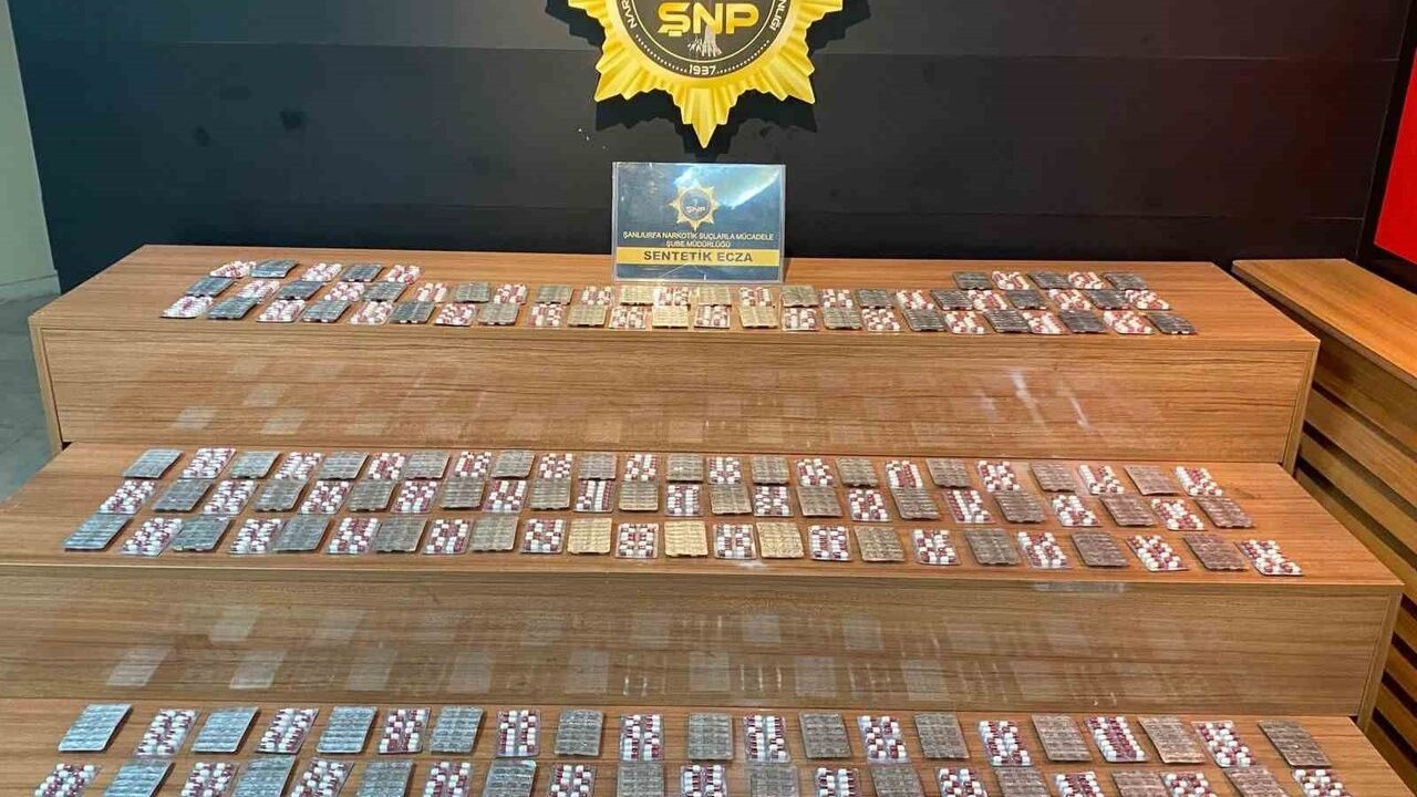 Şanlıurfa’da 2 bin 404 Uyuşturucu Hapla Yakalanan Şahıs Gözaltında