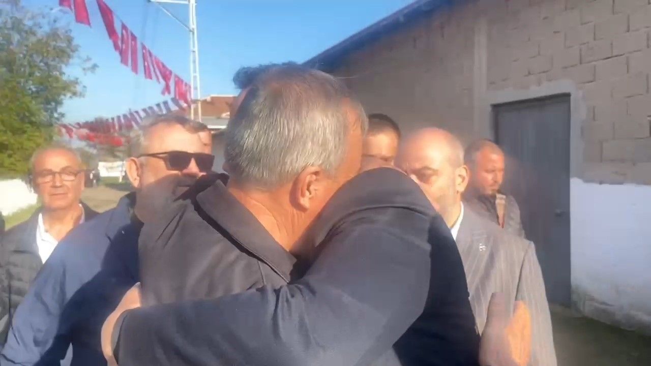 Şehit Babası 'Beni Devlet Bahçeli’ye Götürün' Dedi — MHP Tekirdağ İl Başkanı'na Sarıldı