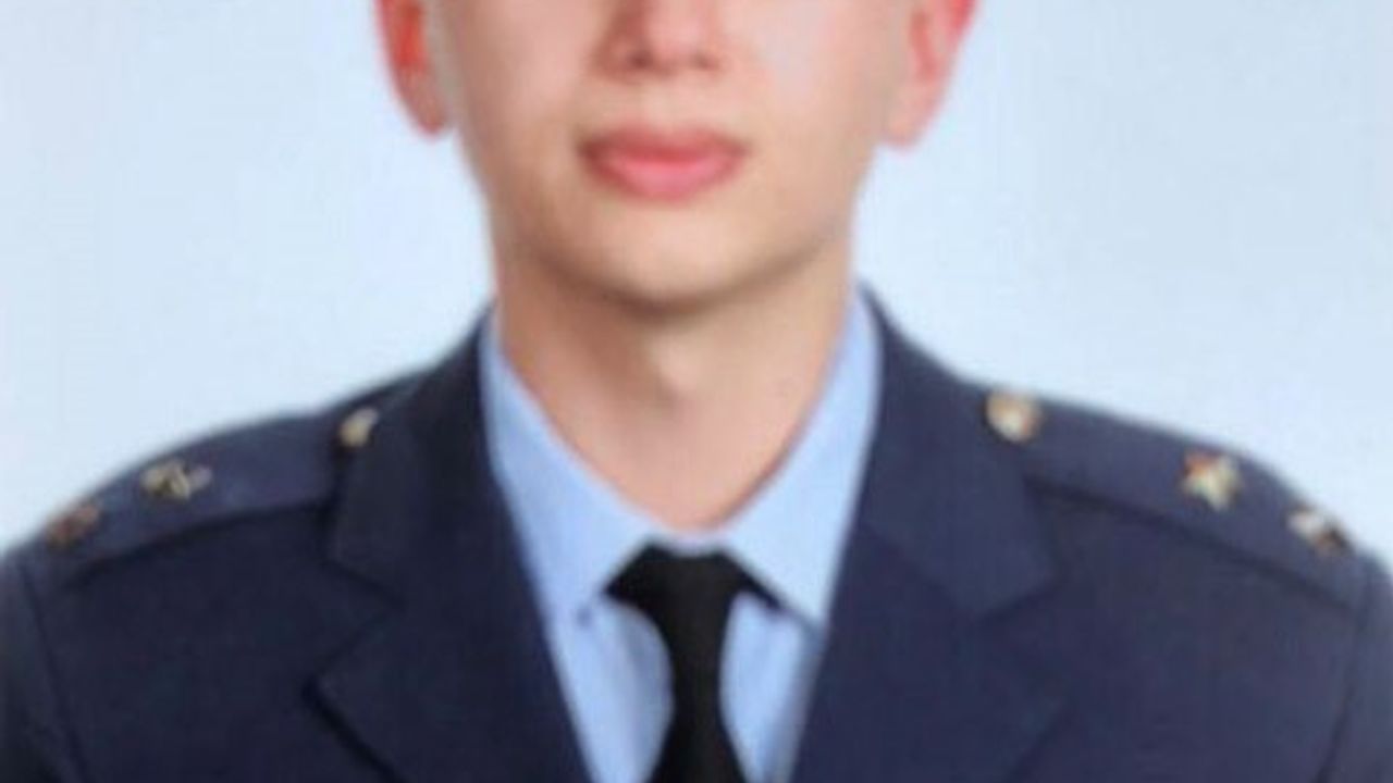 Şehit Pilot Cüneyt Kandemir'in Ankara'daki Baba Ocağına Ateş Düştü