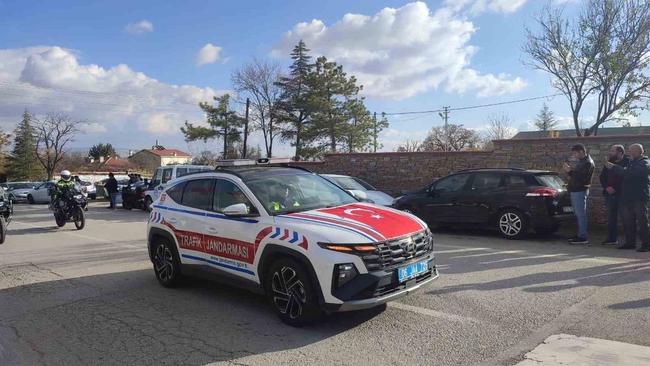 Şehit Pilot Üsteğmen Cüneyt Kandemir Ankara'da Son Yolculuğuna Uğurlandı