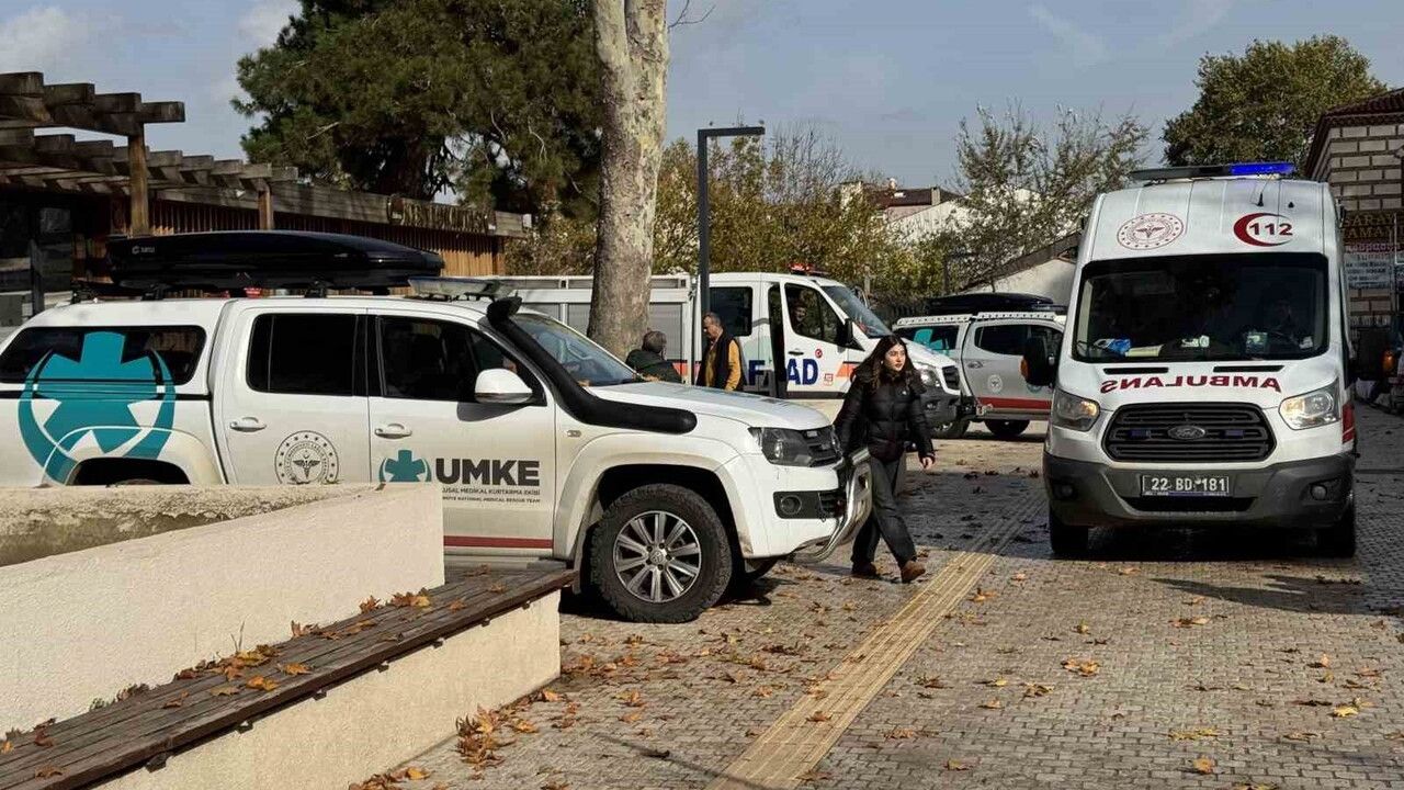 Selimiye Camii restorasyonunda işçi yüksekten düştü — Edirne