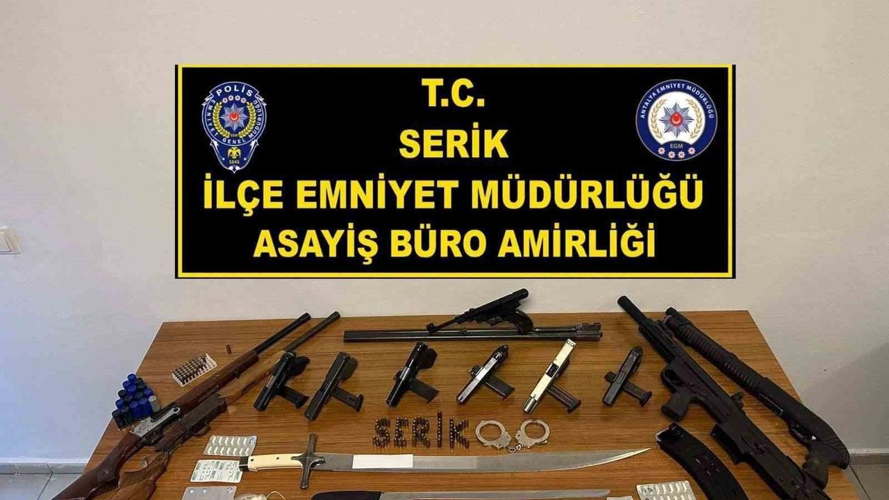 Serik’te Silah ve Uyuşturucu Operasyonu: 16 Gözaltı